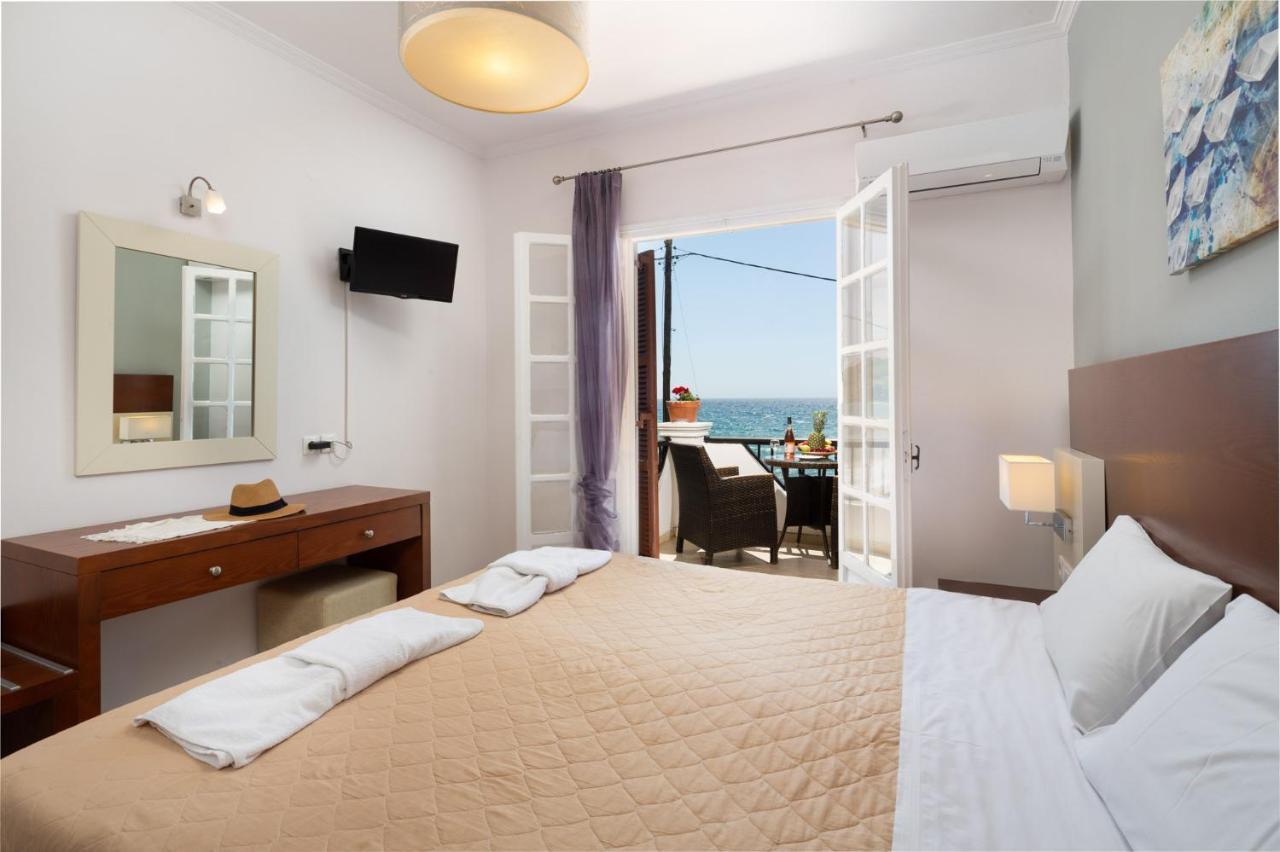 Dandidis Seaside Pension آغيوس غوذيوس المظهر الخارجي الصورة